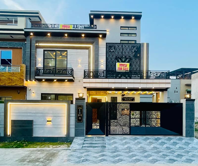 10 Marla brand new house available for sale in central park housing scheme on hot location 0