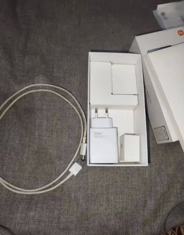 REDMI NOTE 12 ORIGINAL CHARGER BOX WALA GUARANTED o3oo34635o9 5