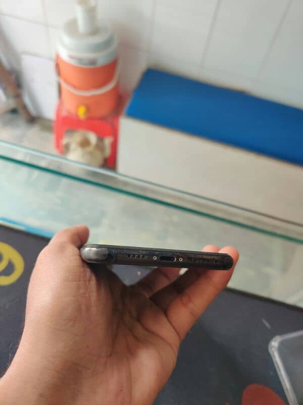 iPhone Xs max nonpta 2