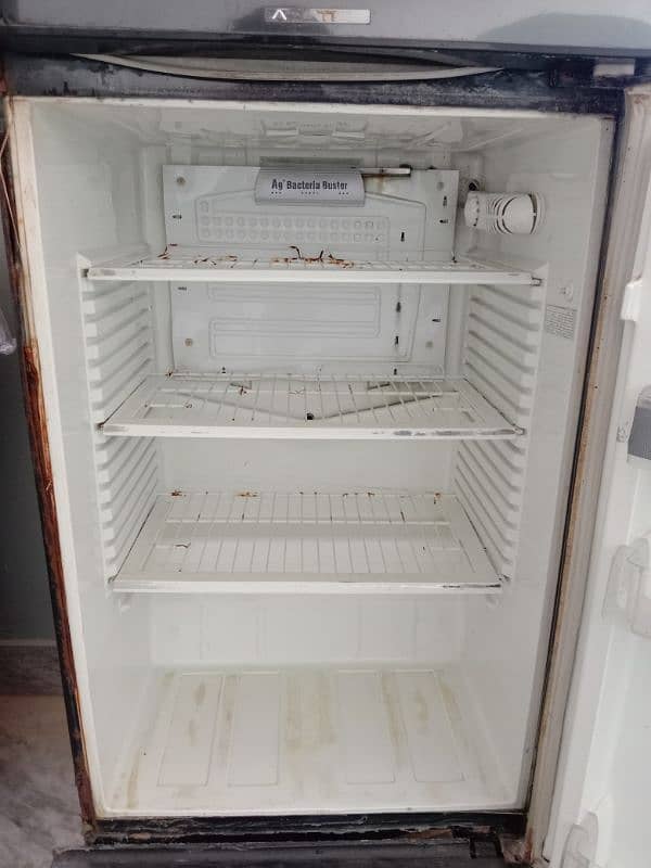 Pel refrigerator on sale 2