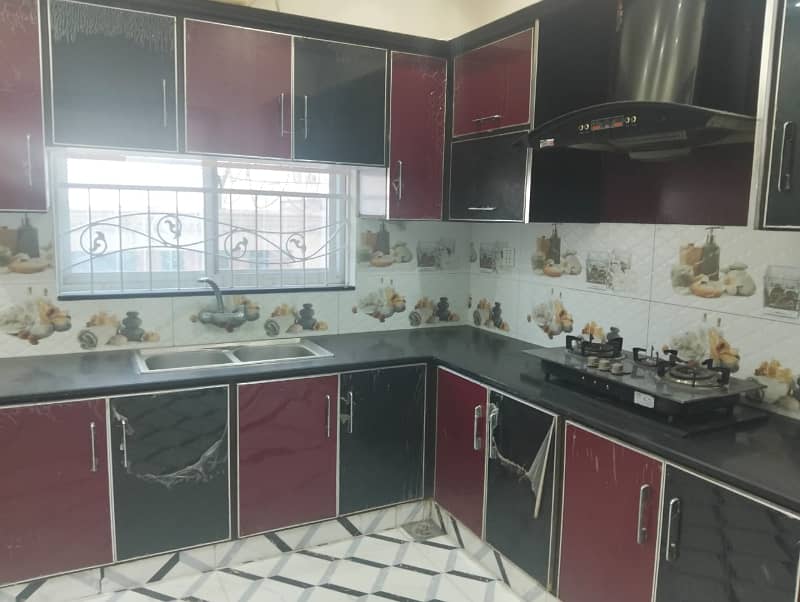 10 Marla brand new house available for rent in central park housing scheme 4