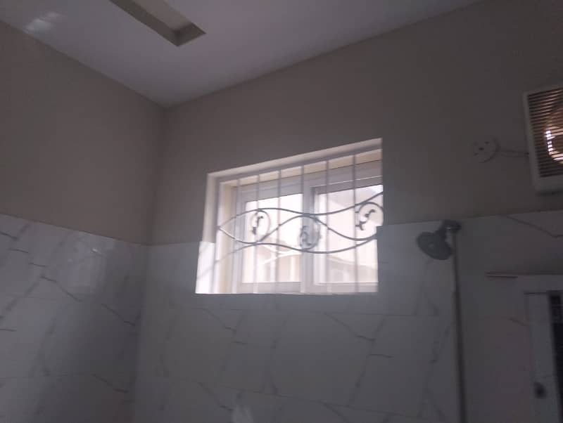10 Marla brand new house available for rent in central park housing scheme 25