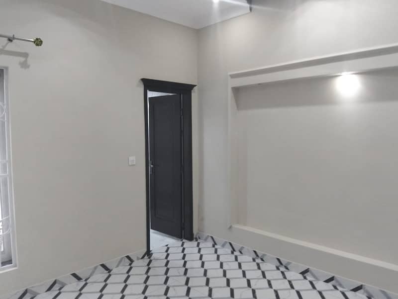 10 Marla brand new house available for rent in central park housing scheme 29