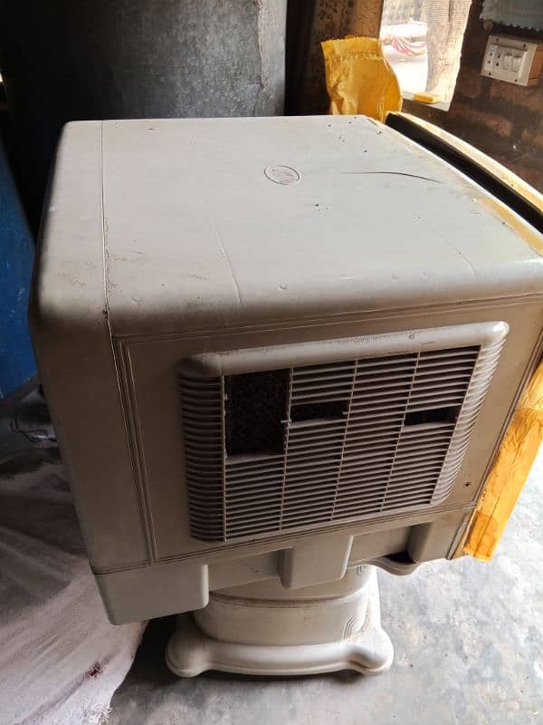 AIR  coler good condition for sale 2