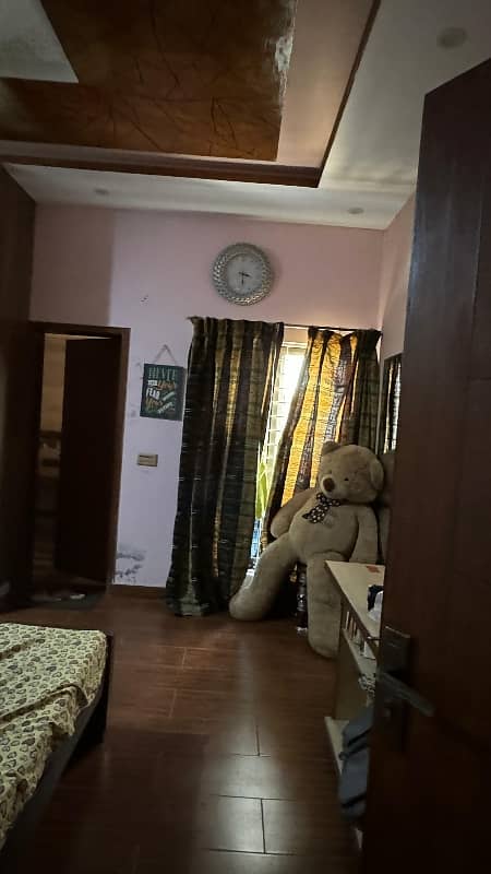 10 Marla Used House For Sale In Crystal Block Park View City, Lahore. Owner Build House, Solid Construction. 8
