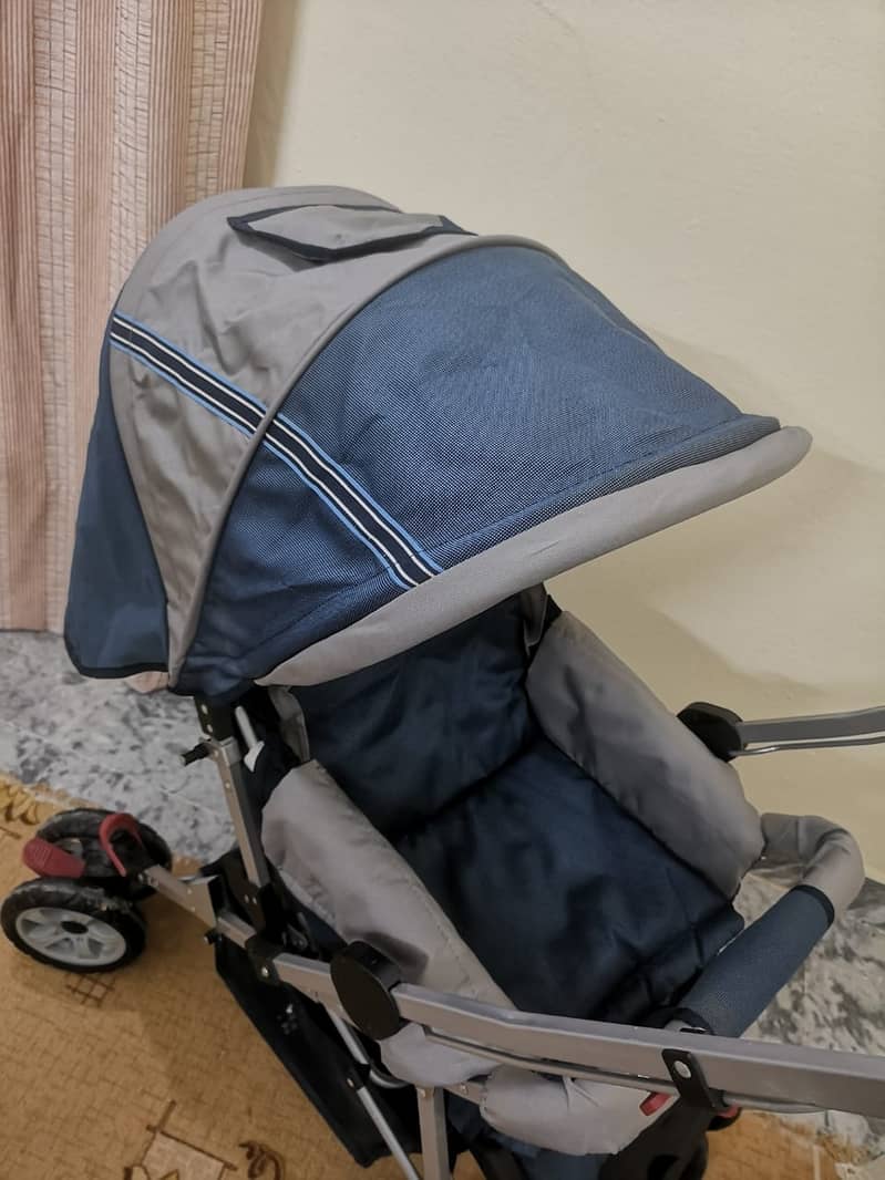 Imported Baby Pram for age 2-4 years. 4