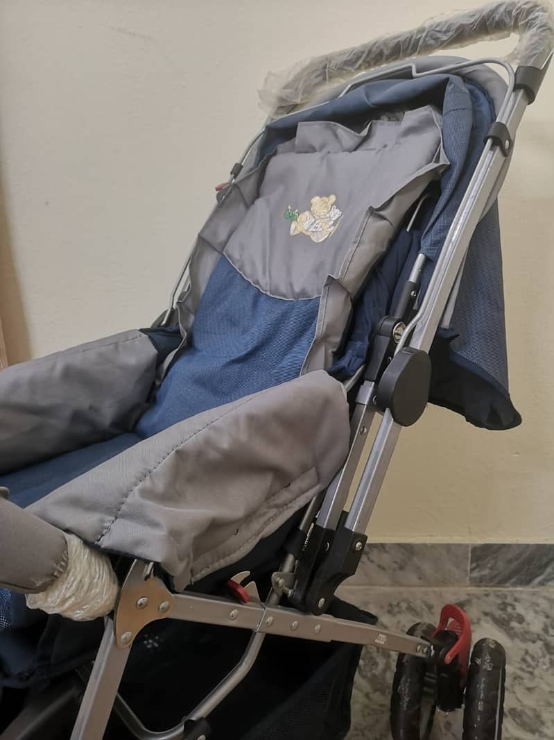 Imported Baby Pram for age 2-4 years. 6