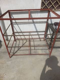istari stand urgent sale