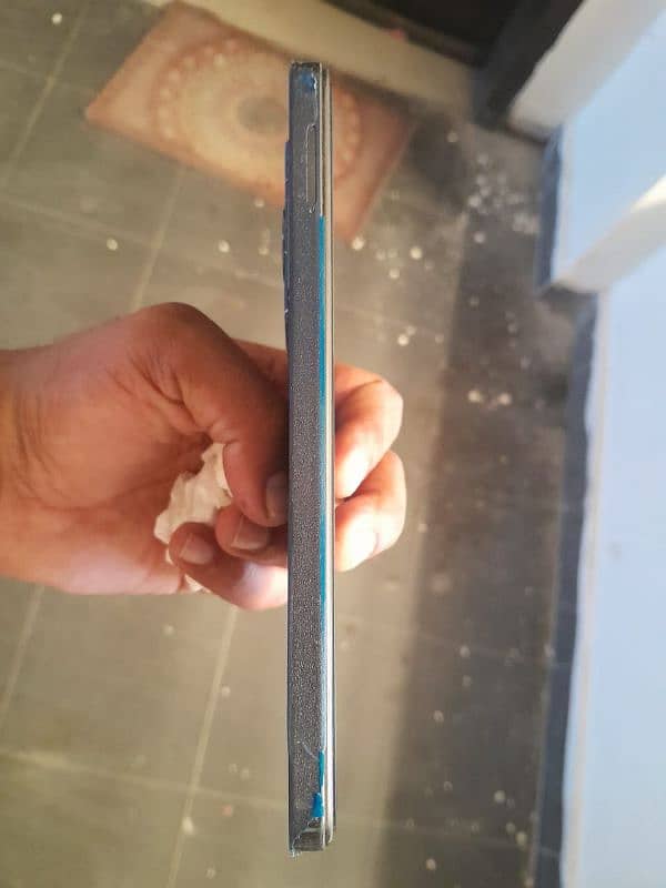 Infinix hot 40i 8/256 3