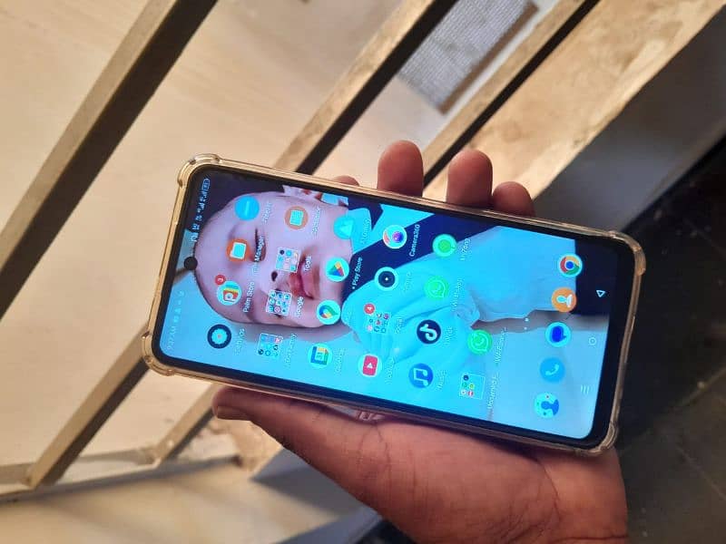 Infinix hot 40i 8/256 7