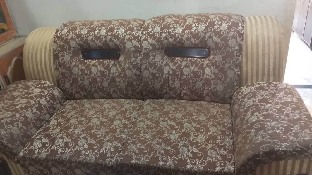 Sofa set 0