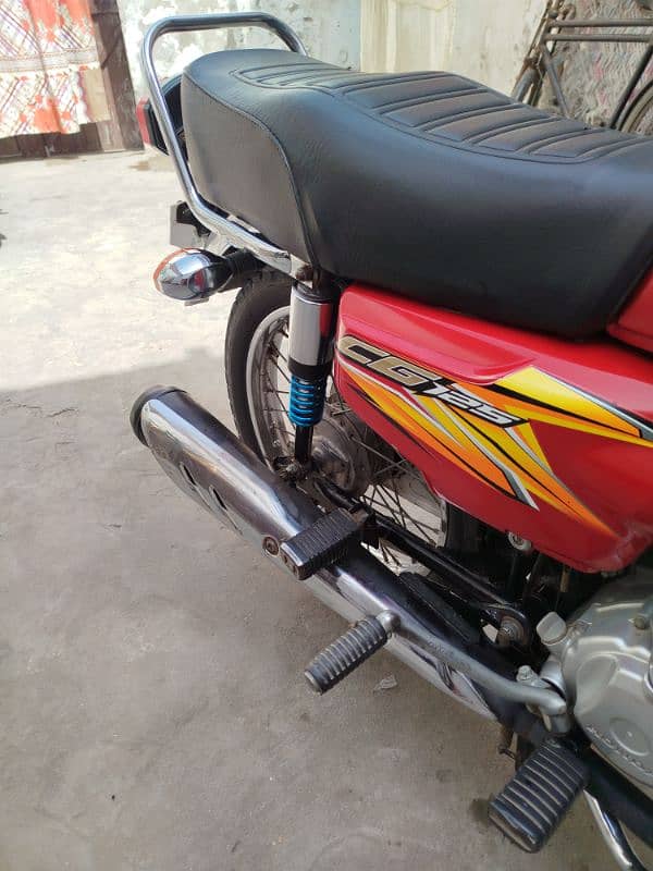 2021 model ha good condition ha contect num 03045095846 4
