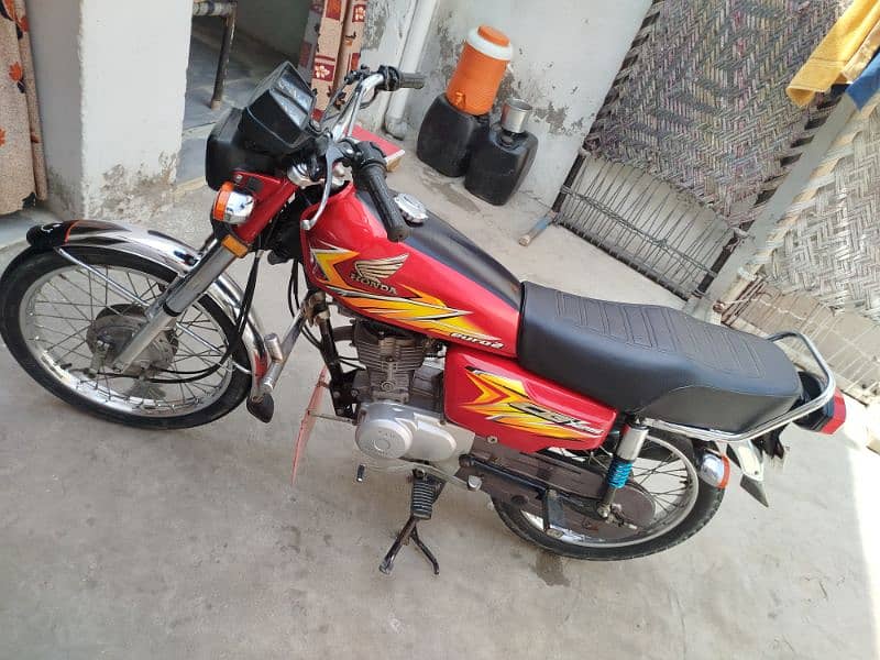 2021 model ha good condition ha contect num 03045095846 7
