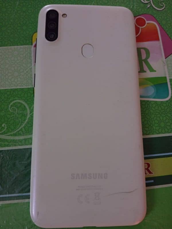 Samsung a11 0