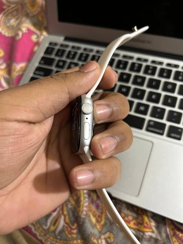 APPLE WATCH series 5 5