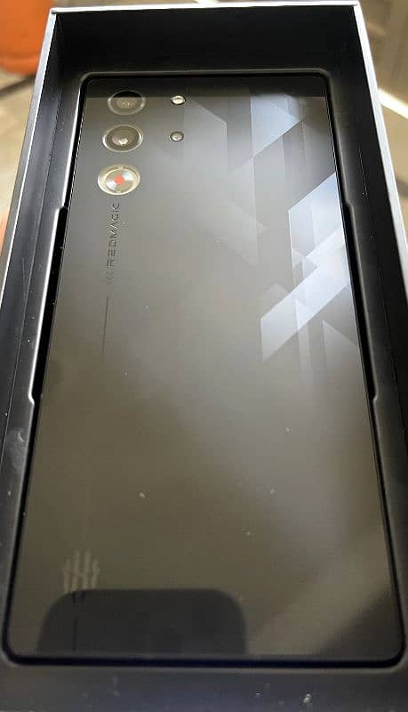Red Magic 10 Pro (12+256) Non-PTA 2