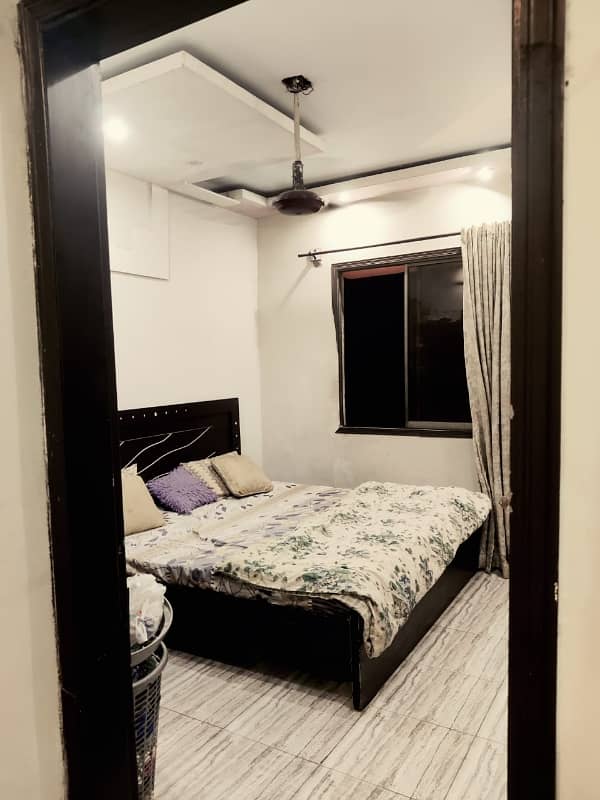 Get An Attractive 2 bed Apartment On Prime Location Upper Portion In Karachi Under Rs. 3600000 0