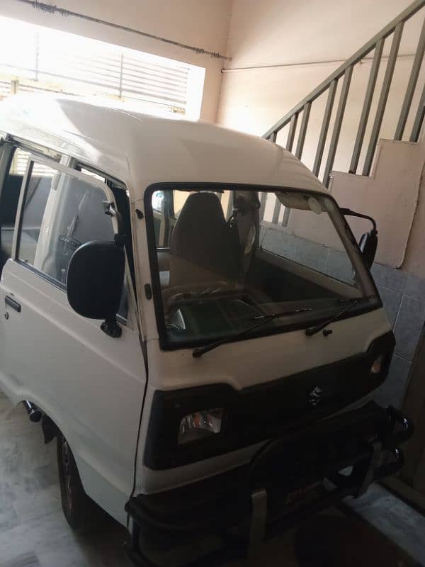 Suzuki Bolan 2013 0