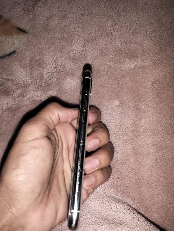 I phone X 10/10 condition  Sbb kuch Original  halat ma 2