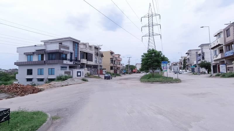 Perfect 2100 Square Feet Residential Plot In I-14/4 For sale 9