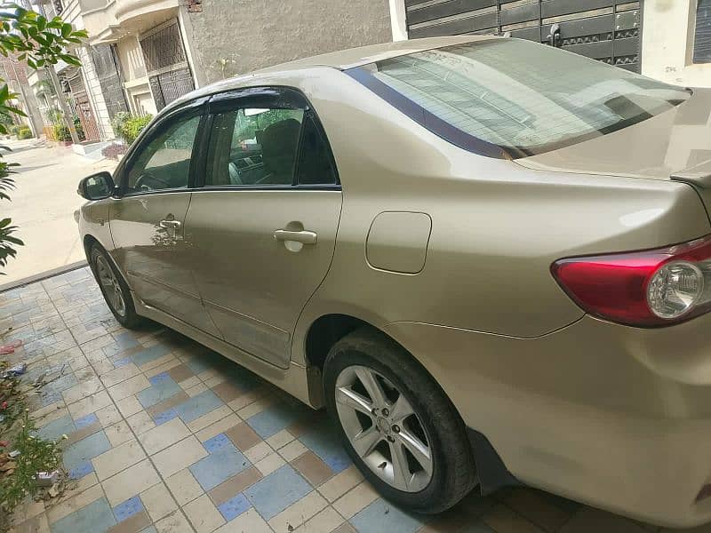 Toyota Corolla Altis 2012 4