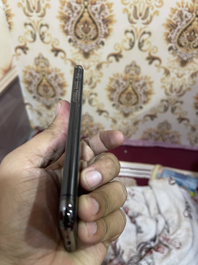 Iphone 11 pro factory Unlock 2