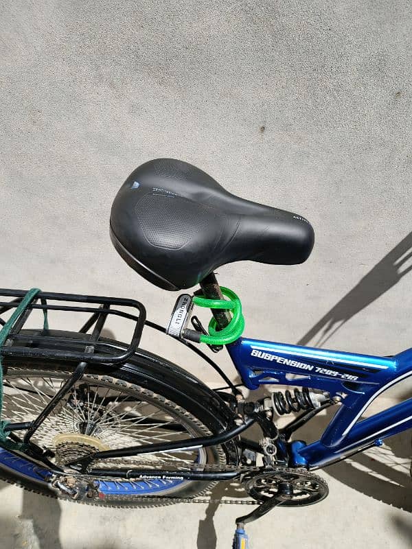 Humber brand bicycle in good condition 4
