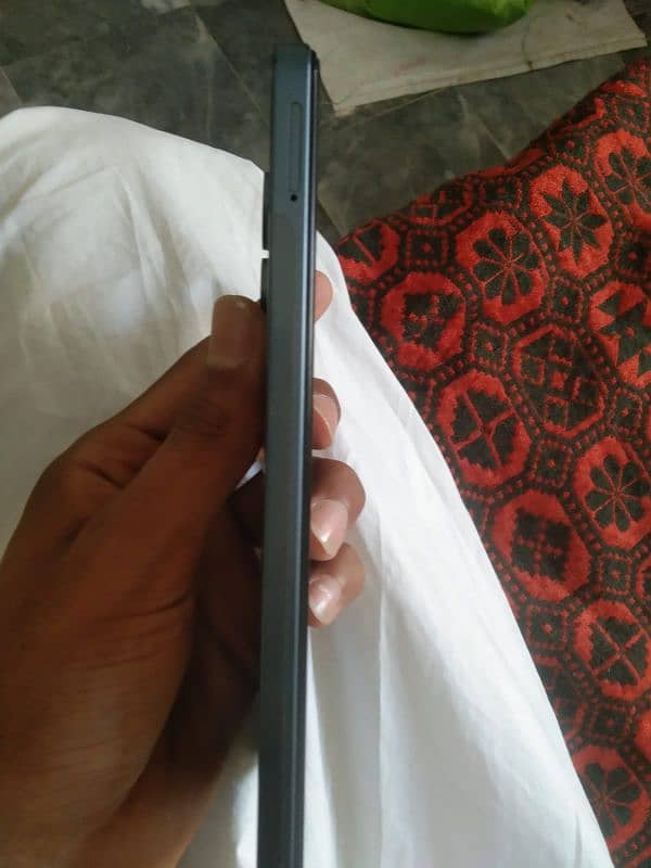 Redmi 13 C ( 6 :128 ) 3