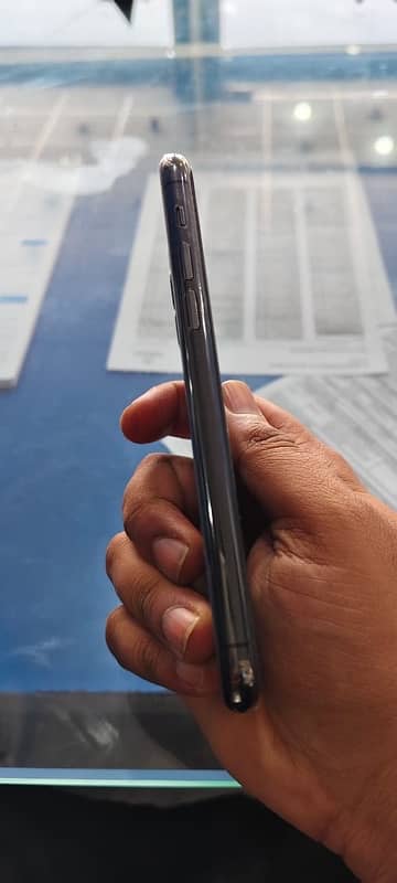 Iphone 11 pro pta approved 256gb 3