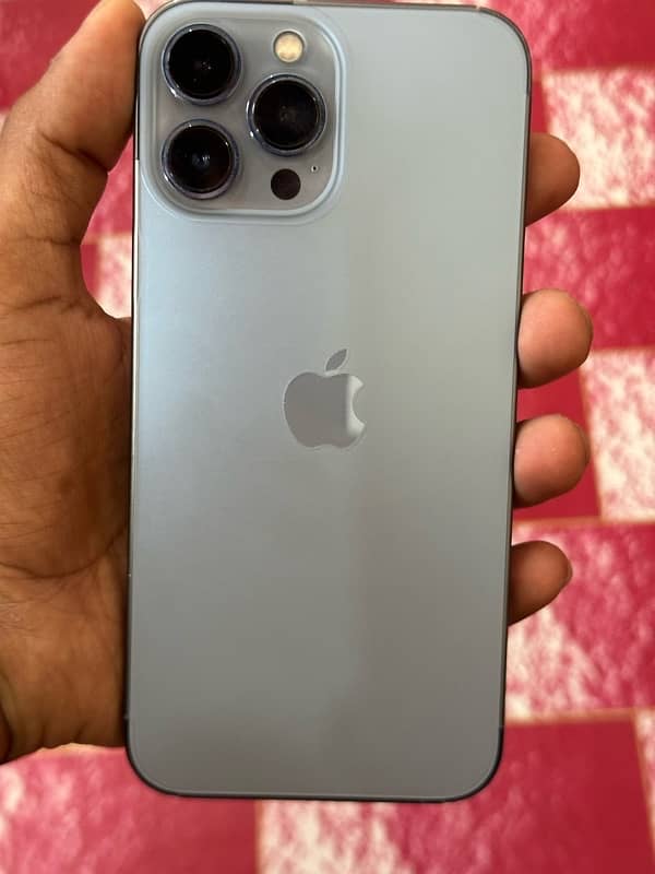 iphone 13 pro max 10/9 condition jv 3