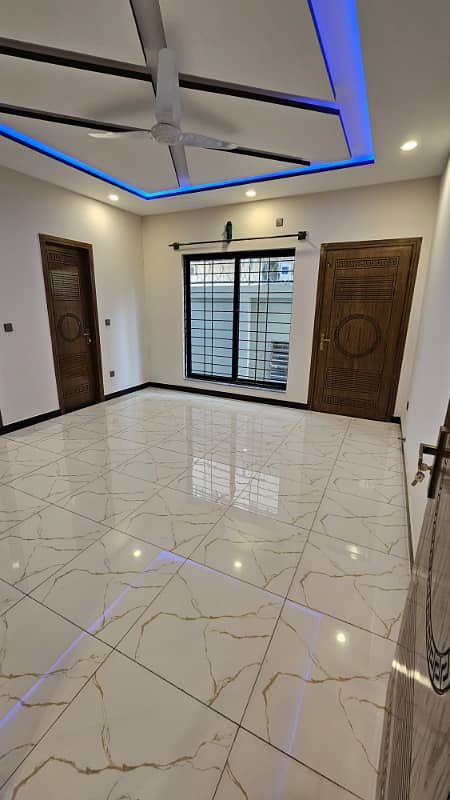 G15 12 Marla Brand New Ground Portion Available For Rent 0