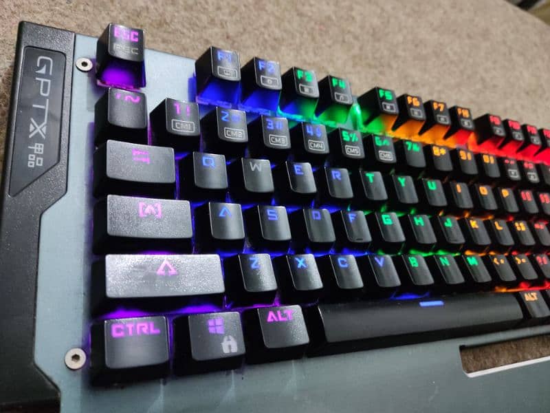 Gaming RGB Mechanical Keyboard GK902 3