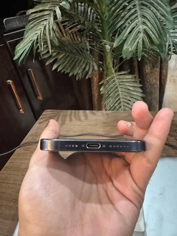 iphone 15 pro max jv 9