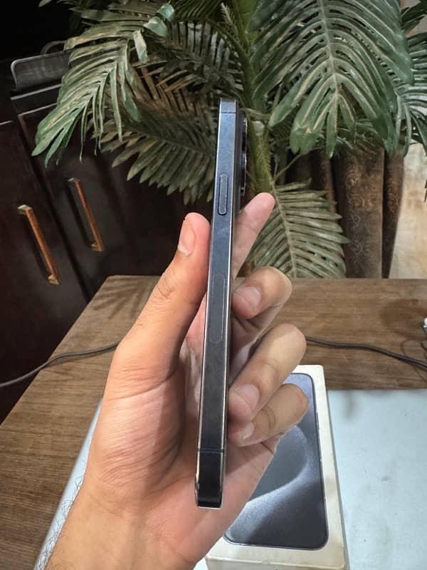 iphone 15 pro max jv 11