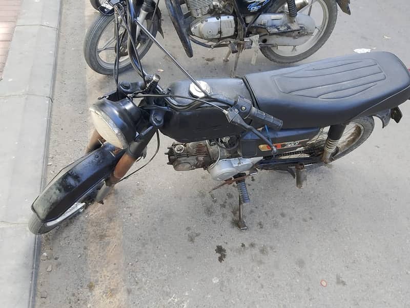 Antique Honda CD 70 Model 1971 3