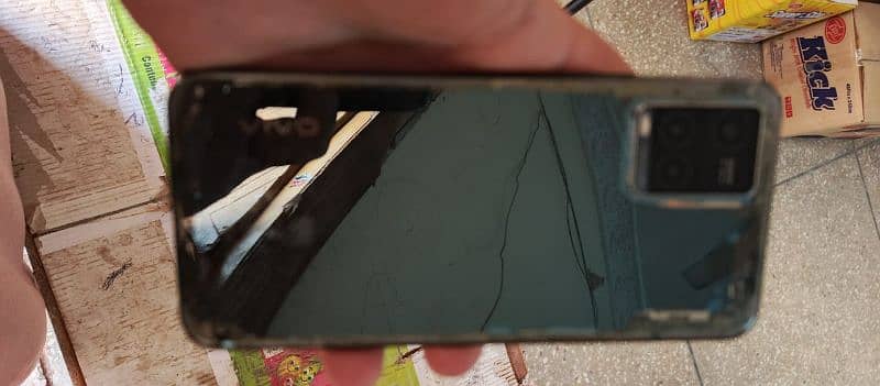 vivo y33s 1