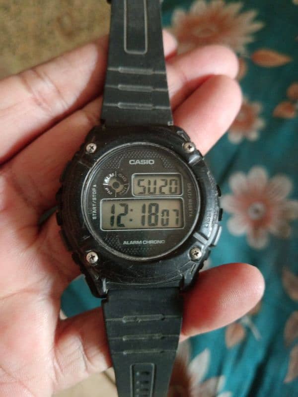 Samsung S3 Classic Samsung active 2 smart watch Casio swatch Seiko 4