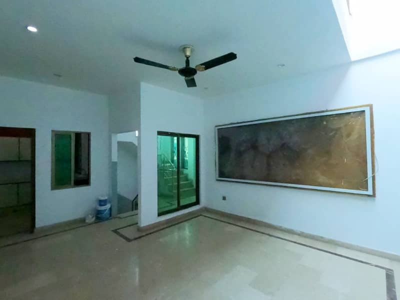 8 Marla Spacious House Available In P &Amp; D Housing Society - Block B1 For Sale 10