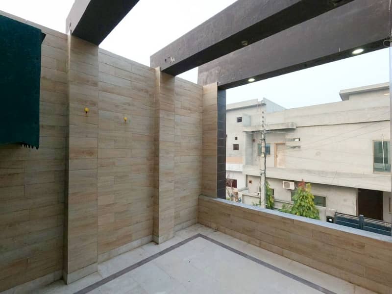 8 Marla Spacious House Available In P &Amp; D Housing Society - Block B1 For Sale 24