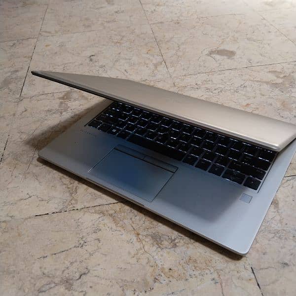 HP ELITE BOOK RYZEN 5 PRO 3500 U RADEON VEGA MOBILE GFX 2.10 GHZ 1