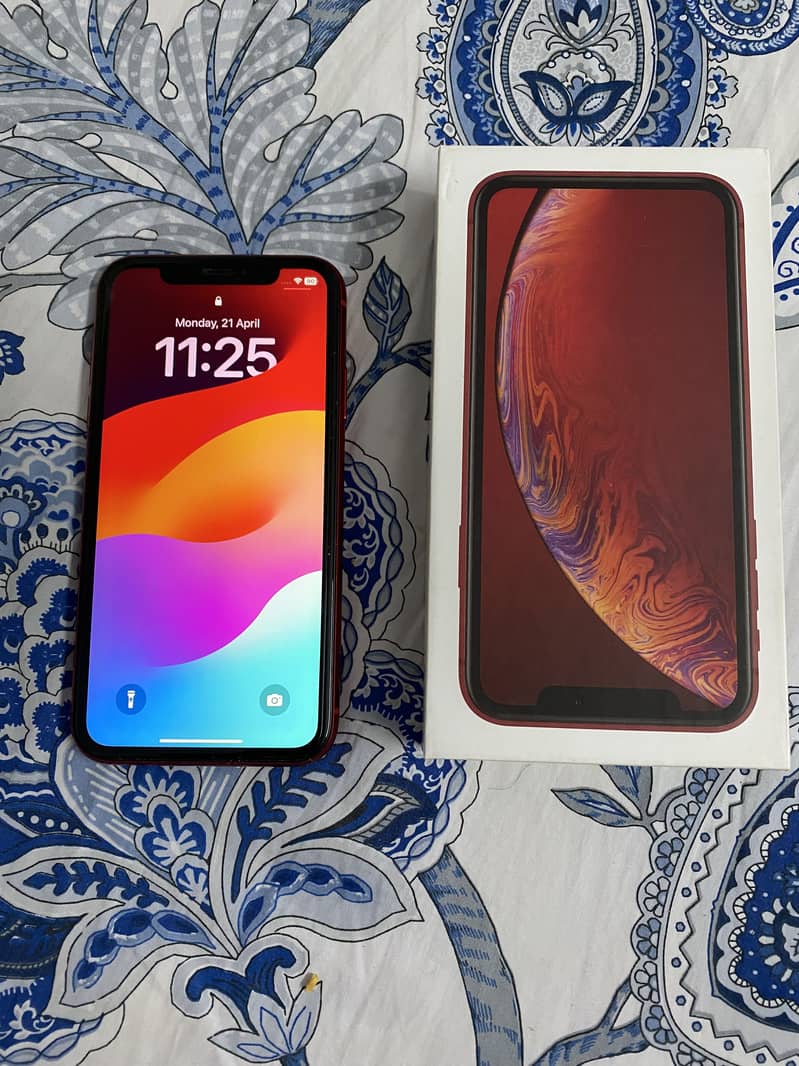 Apple iPhone XR Factory Unlock 64 GB Non-Pta 2