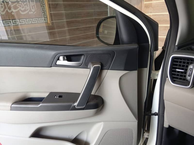 KIA Sportage Model 2022 9