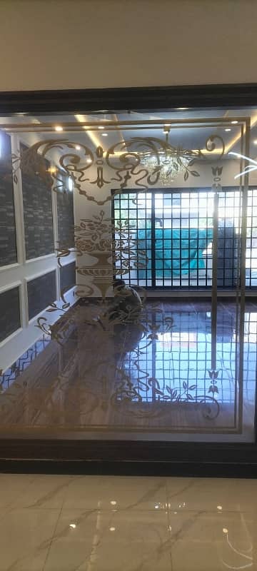 Reserve A Centrally Located Prime Location House Of 10 Marla In Bahria Town - Rafi Block 25
