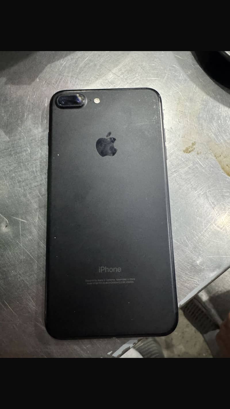 I phone 7plus non pta 1