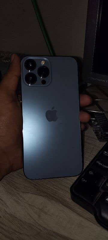 13 pro Max 128 GB 150000 1