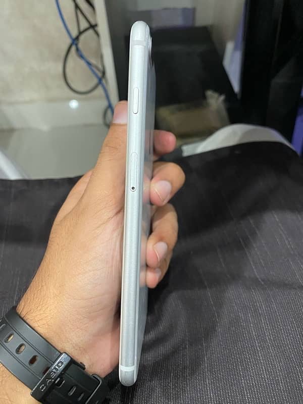 Apple Iphone 8 Plus 64gb Pta Approved 6