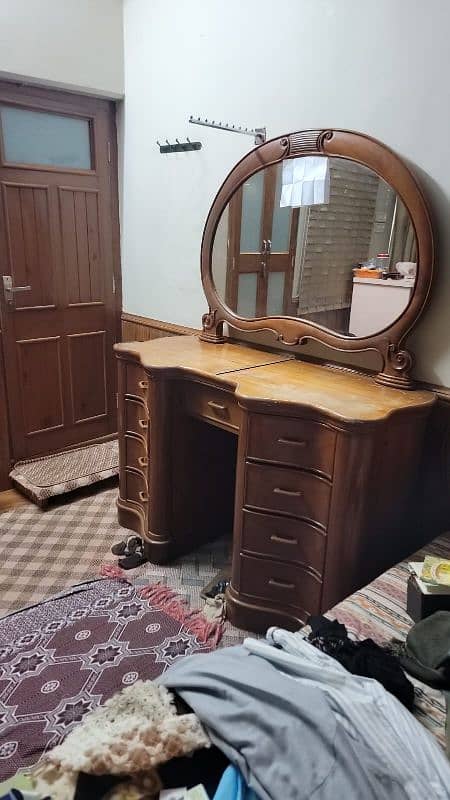 Bedroom set with 2 Side tables and dressing table 4
