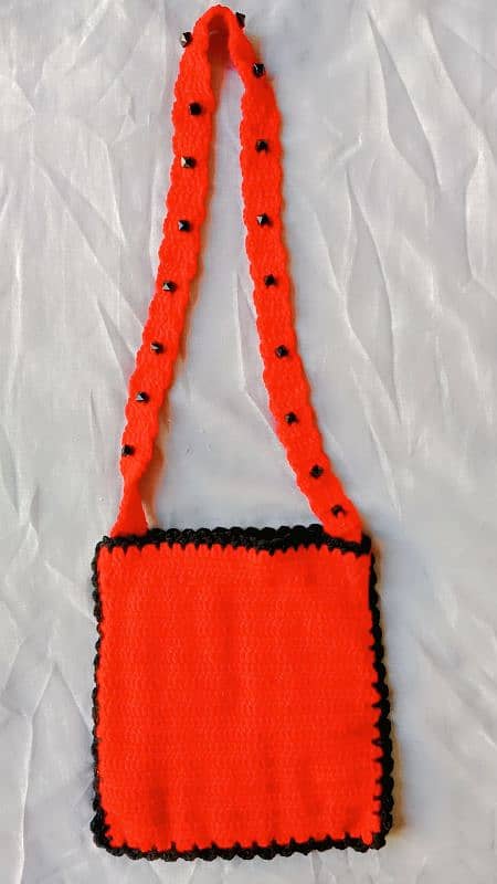 Most Beautiful and stylish handbag by Handmade 1