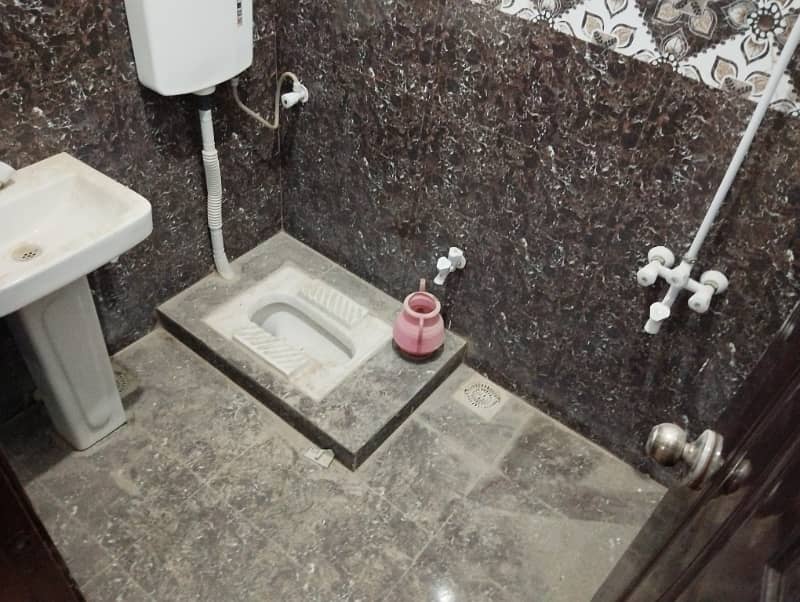 2nd Floor Front 2 Bed D D Flat For Sale 22