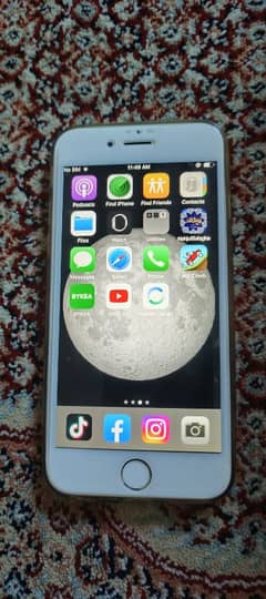 Iphone 6 non pta. 94% battery. 16 GB ram